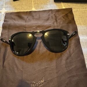 Genuine Persol 714 sunglasses, folding